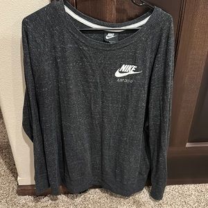 Women’s Nike Long Sleeve Shirt Size XXL